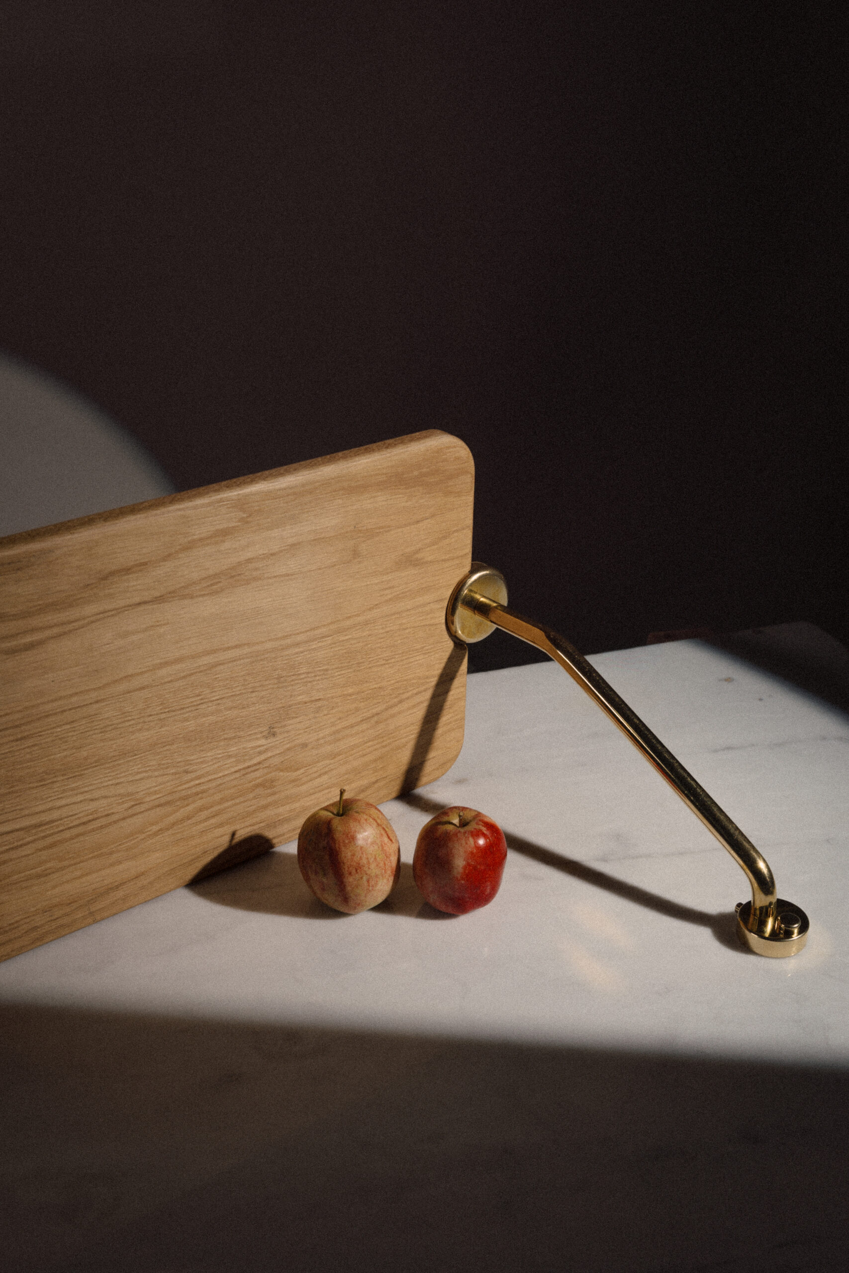 BÜLOW + COX – MACARON SHELF 2